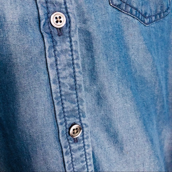 Ann Taylor chambray high-low button down - Picture 3 of 5